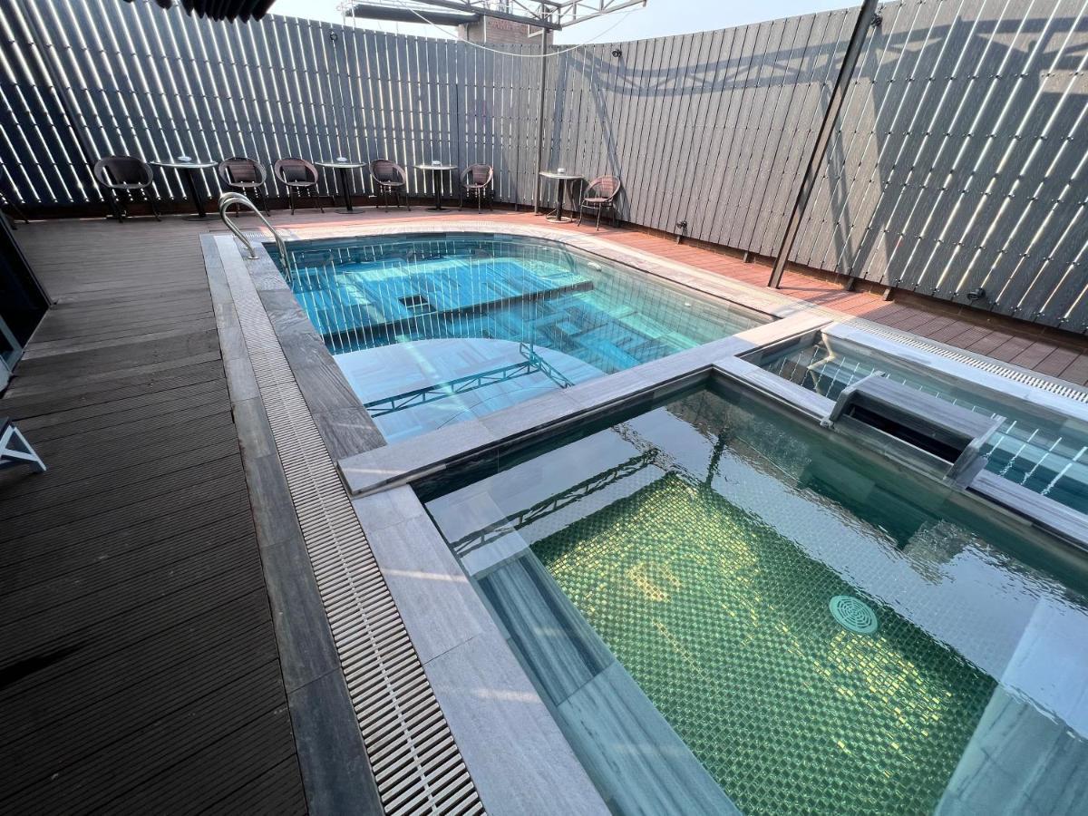 K Hotel Sauna And Massage Дананг Экстерьер фото